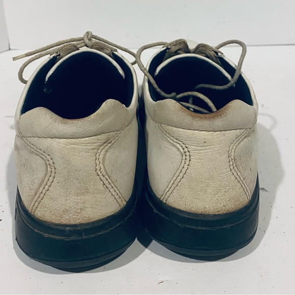 Golf white leather women’s ECCO golf shoes Size 37 Size 6/6.5 - Picture 3 of 8